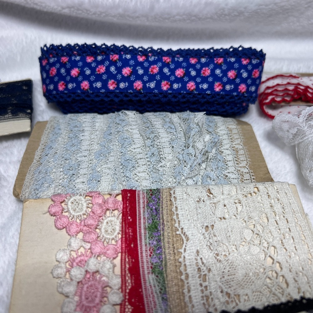 Bulk Lot of Vintage Lace Edging Ribbons Grannycore Sewing Crafting Lace Trim - Picture 6 of 16